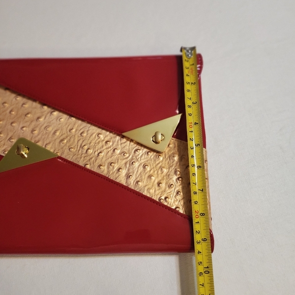 Sophisticated Modern Red and Gold Clutch/ IPAD Case with Metallic Accents EUC - Picture 12 of 15
